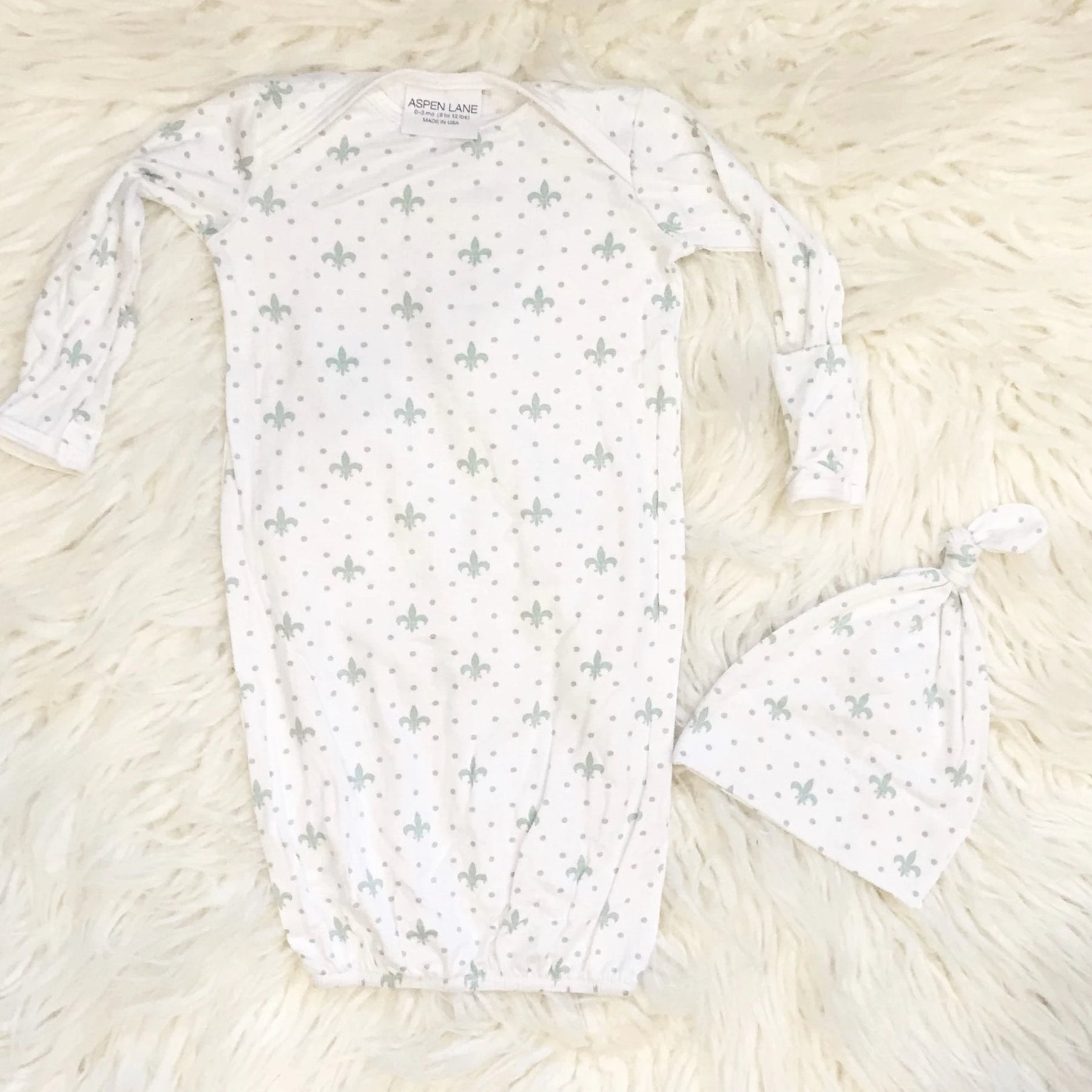 Fleur de Lis Newborn Gown : Mint - Aspen Lane 